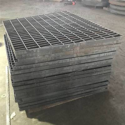 380寬30厚鍍鋅鋼格板 坡道截水溝用鋼格板 網(wǎng)眾